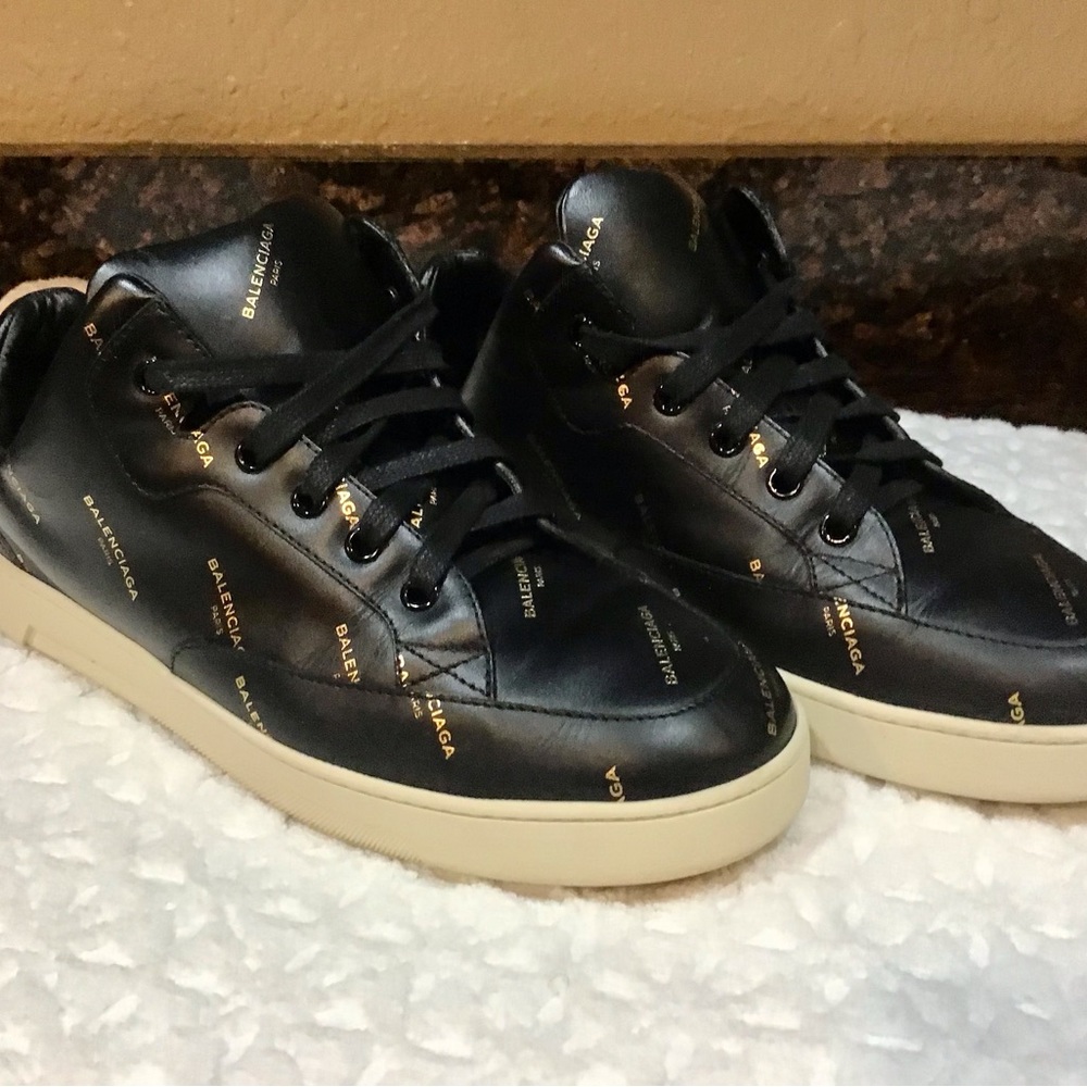 Balenciaga Shoes - Picture 4 of 15